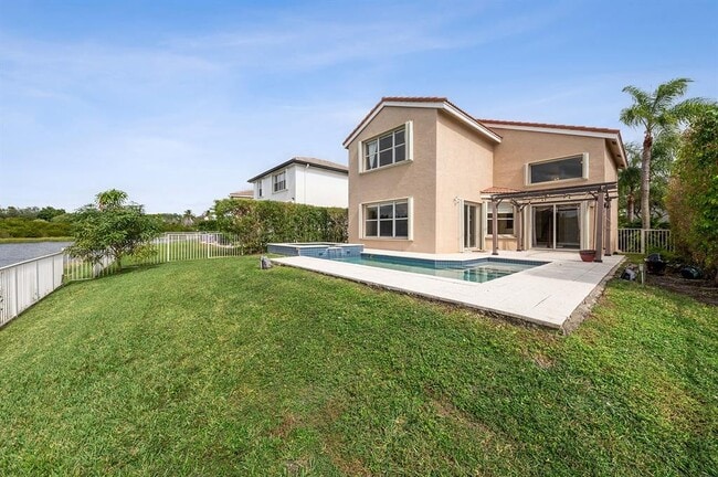 Building Photo - 2755 SW 165th Ave