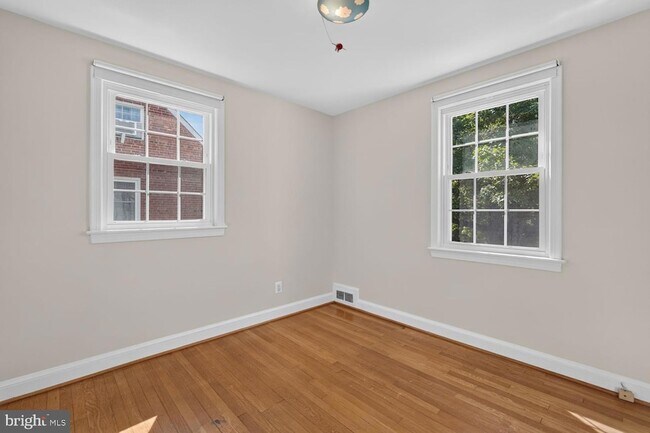 Building Photo - 4325 47th St NW