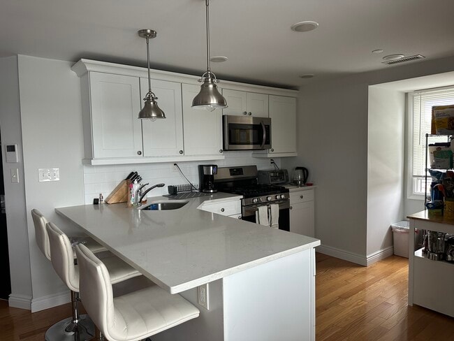 Building Photo - 11 Mill Rd