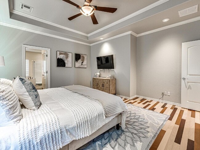 Building Photo - Elegant 3-Bedroom Home in Thornbrooke Village – All Bills Paid