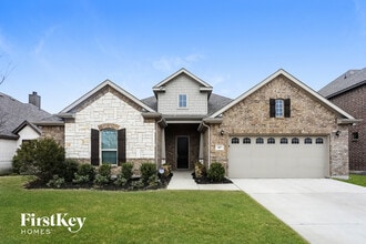 Building Photo - 317 Strait Ln