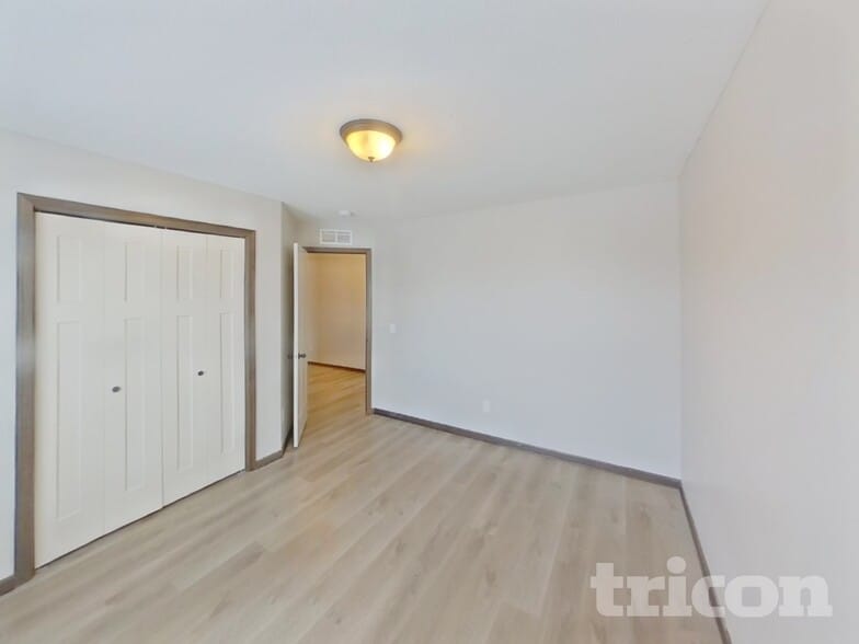 Building Photo - 16043 Estate Ln