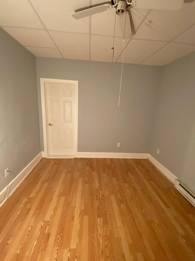 Building Photo - 18 Fairbanks St