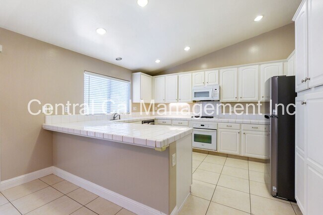 Building Photo - 12708 Beechfield Dr