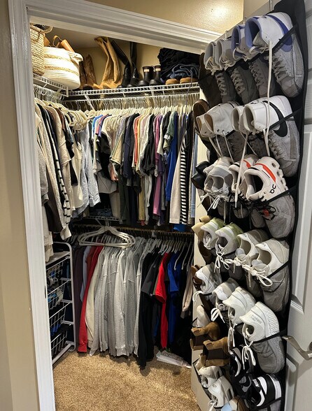 Building Photo - 2008 Millennium Pl