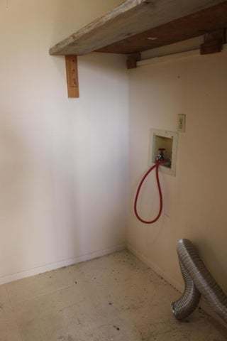 Building Photo - "Cozy 1-Bedroom Retreat in Panama City with Modern Comforts!"