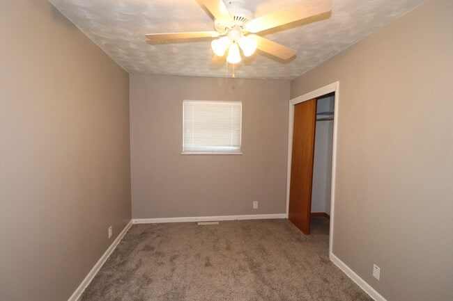 Building Photo - Spacious Home for rent!