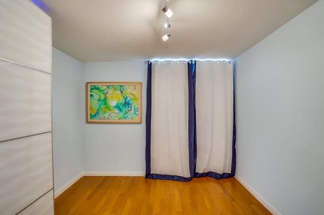 Building Photo - 1128 22nd St