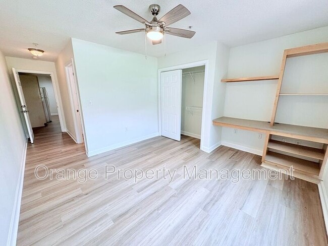 Building Photo - 201 Harts Cove Way