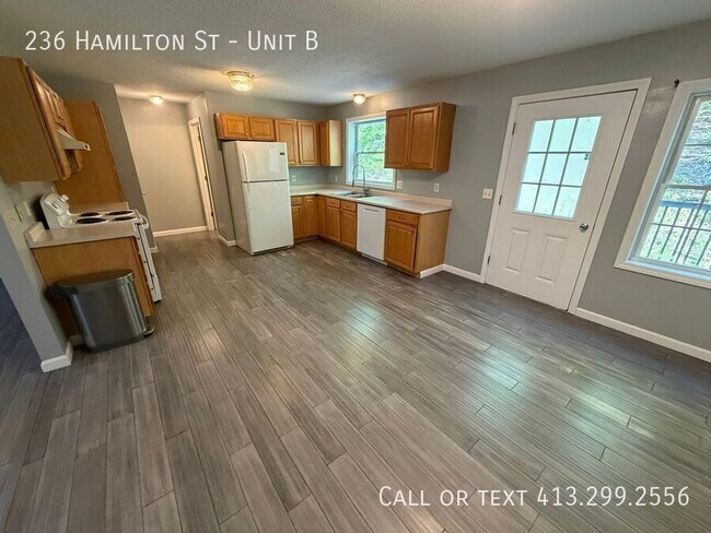 Building Photo - 236 Hamilton St
