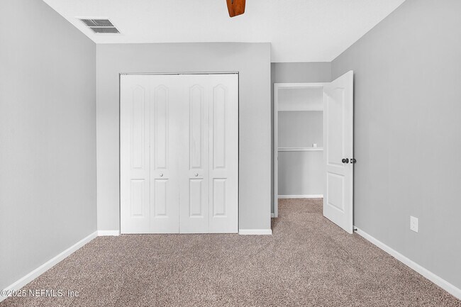 Building Photo - 150 Logrono Ct