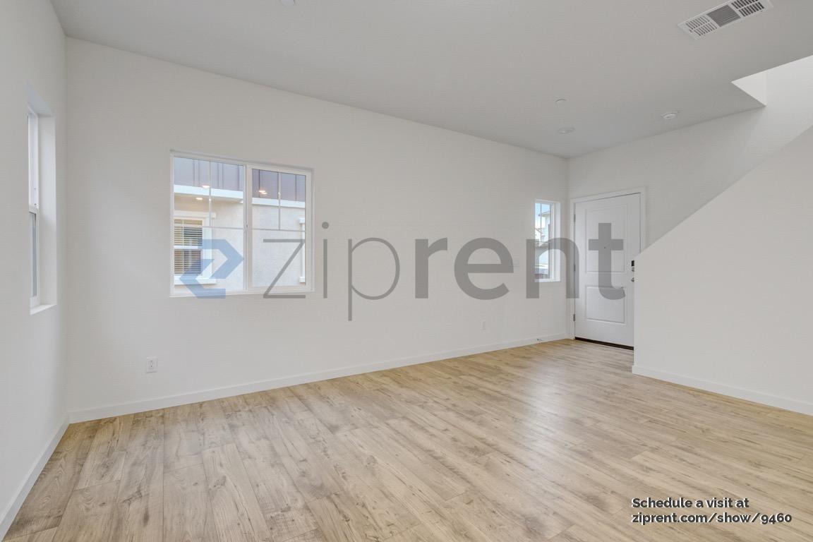 Building Photo - 5208 Cumberland Dr