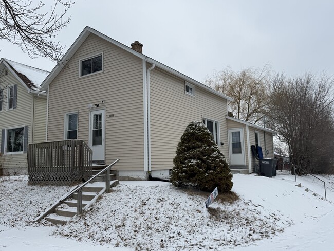 Building Photo - 1202 Alabama Ave