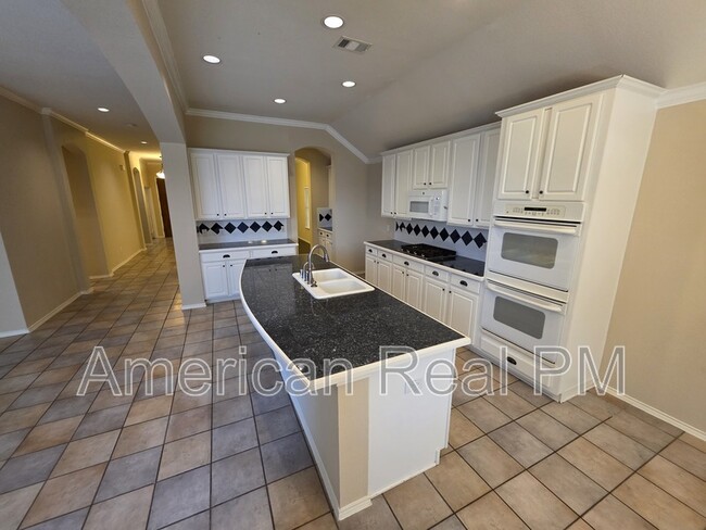 Building Photo - 13218 Grayhawk Boulevard