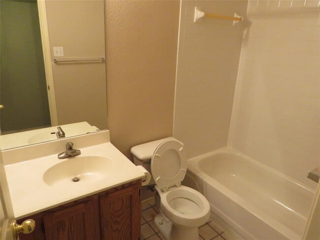 Building Photo - 15506 Imperial Jade Dr