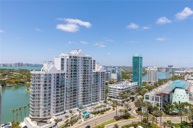 Building Photo - 5875 Collins Ave