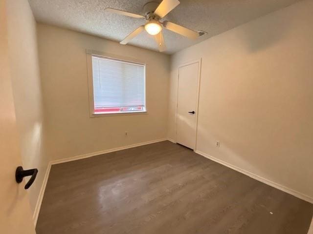 Building Photo - 2929 Hilltop Dr