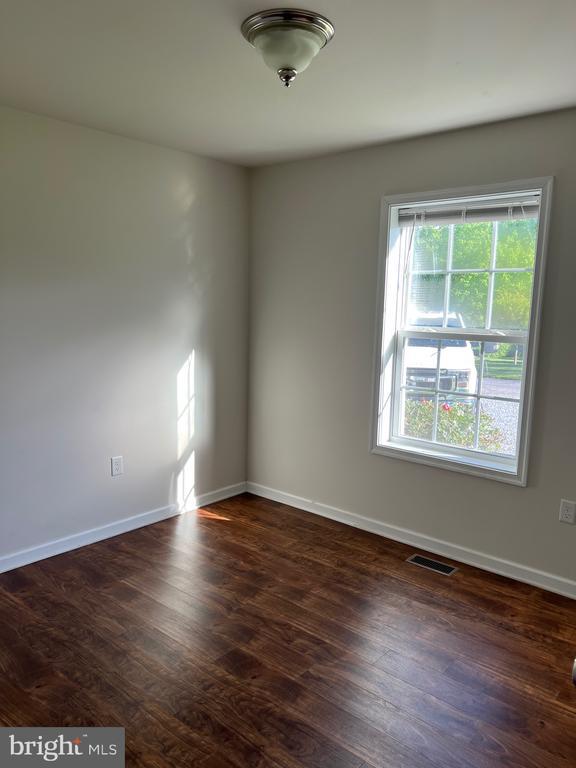 Building Photo - 203 NEPTUNE Way