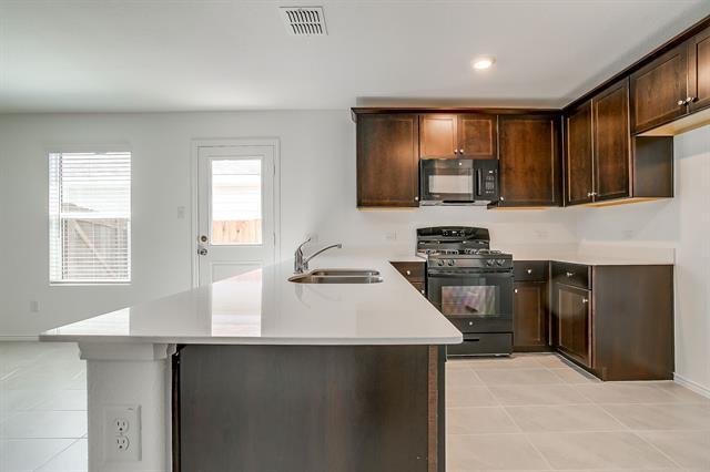 Building Photo - 3608 Kinglet Ct