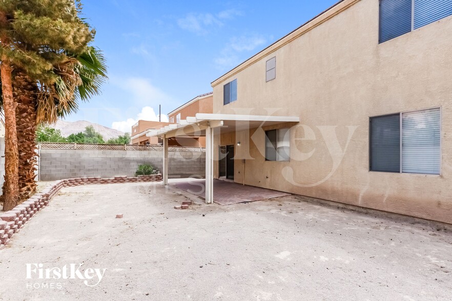 Building Photo - 5970 Tamara Costa Ct