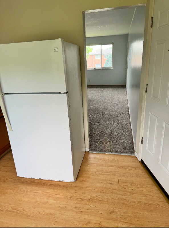 Building Photo - 715 Thompson Dr