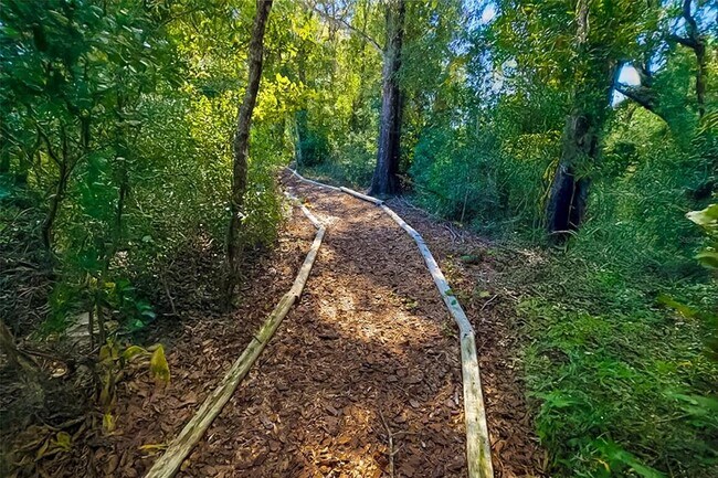 Building Photo - 2060 Canopy Ter Blvd