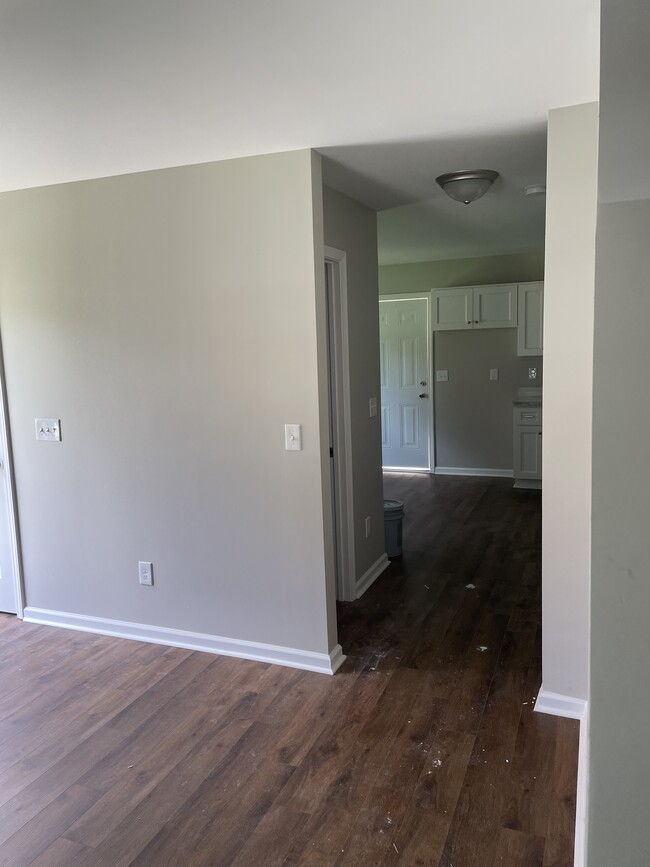 Foyer - 1417 Cherrycrest Dr