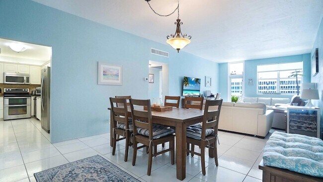 Building Photo - 4250 Galt Ocean Dr