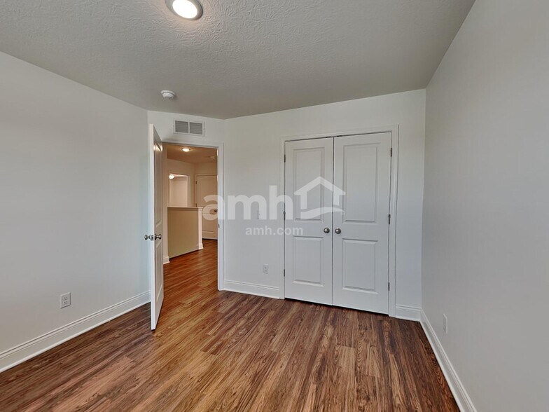 Building Photo - 8383 Merlin Dr