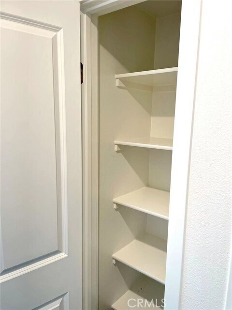 Building Photo - 11042 Momentum Dr