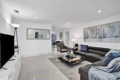 Building Photo - 4314 SW 48th Ct