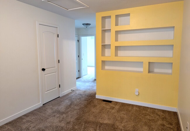 Building Photo - 7514 Lucca Ct