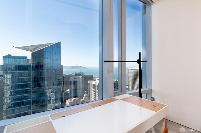 Building Photo - 181 Fremont St