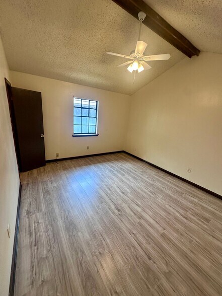 Building Photo - 1628 Alexander Ct