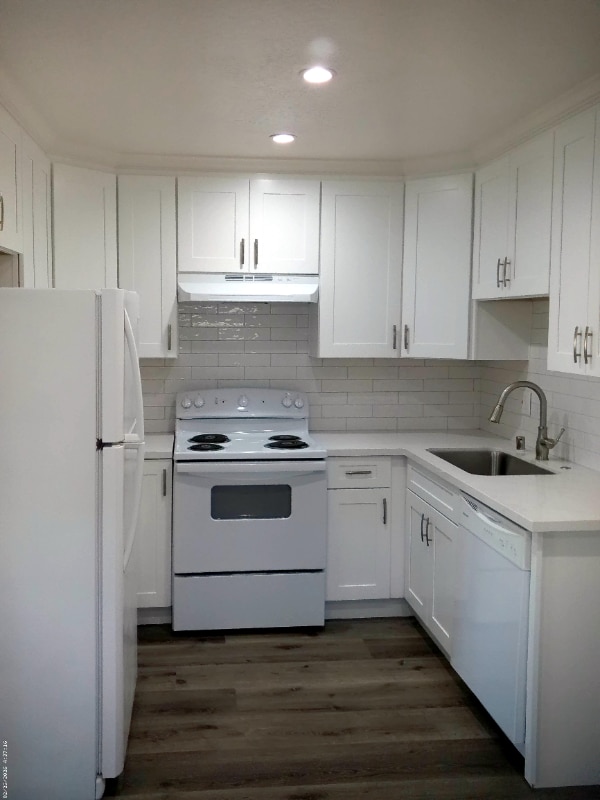 Building Photo - 711 Cayuga St