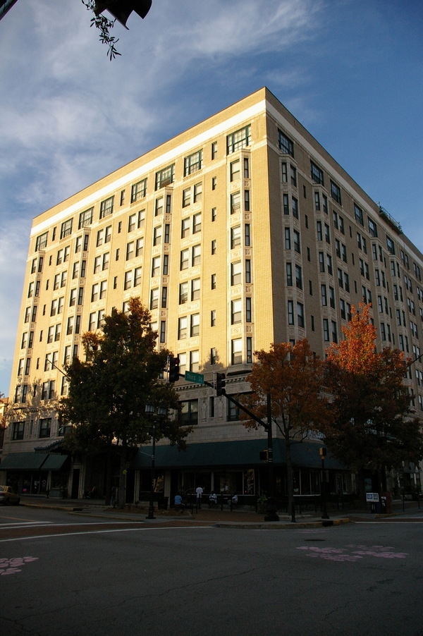 Primary Photo - Dempsey Apartments
