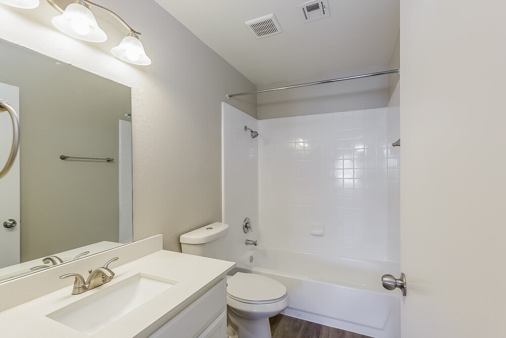 Building Photo - 3468 Blue Heather Dr