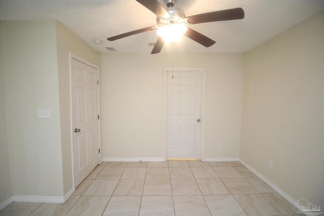 Building Photo - 3417 W Fisher St