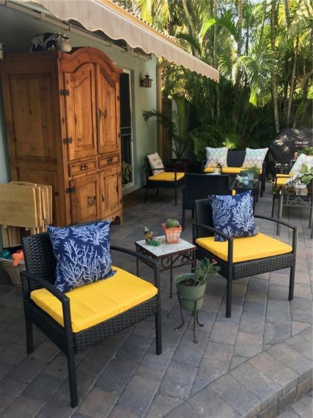 Building Photo - 1334 NE 16th Ave