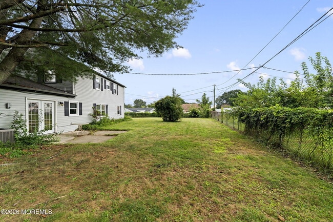 Building Photo - 17 Tillman Ln