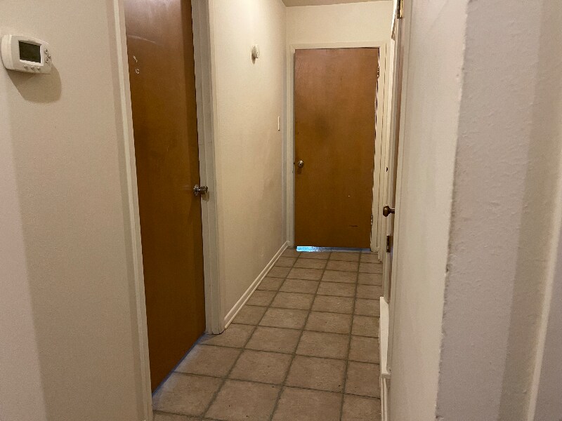 Building Photo - 2111 Scripture St