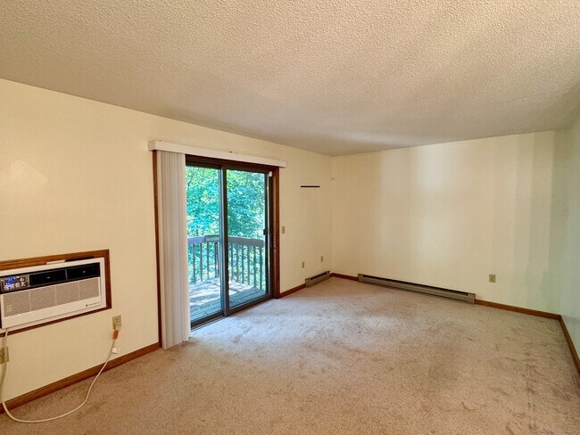 Building Photo - 37 E Albert St