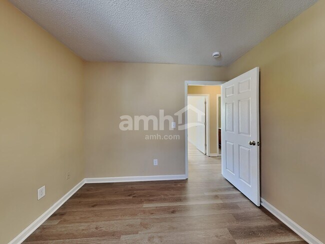 Building Photo - 3626 Sunset Hollow Dr