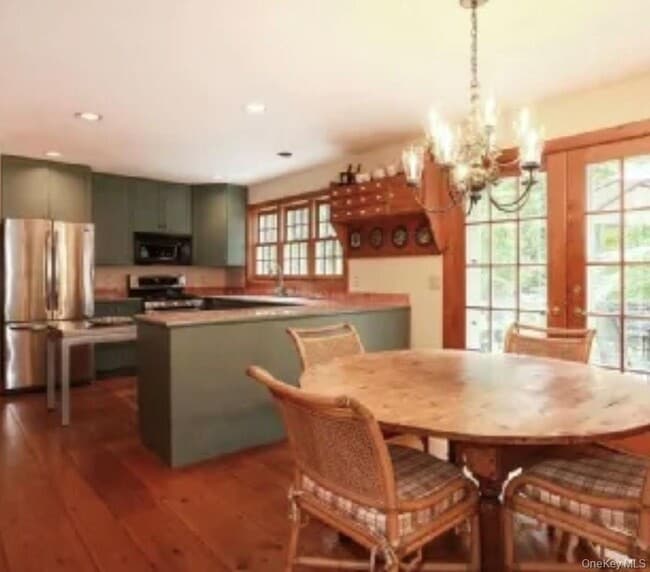 Building Photo - 1008 Middle Line Hwy