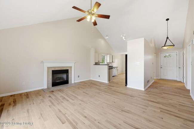 Building Photo - 4029 Orchard Lake Dr