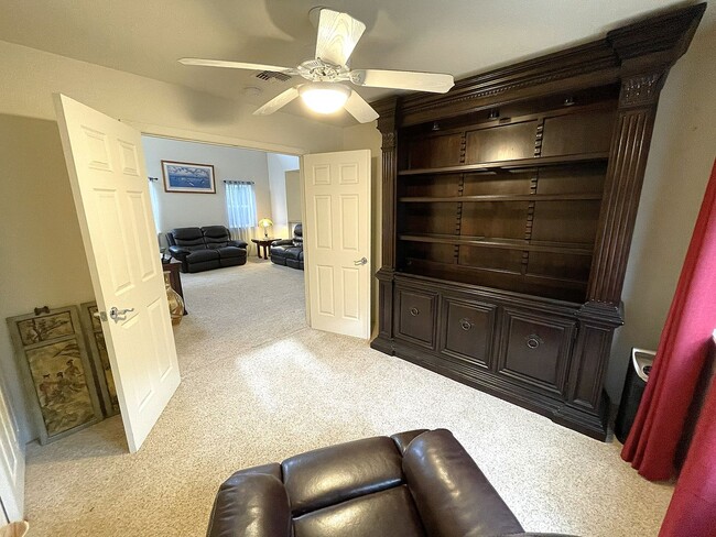 Building Photo - Maui Lani - Furnished 4-bedroom, 3-bathroom home with a 2 car garage