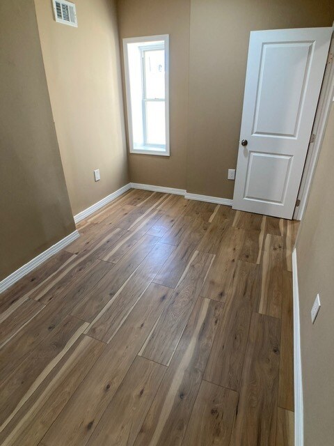 Building Photo - 4523 Parrish St