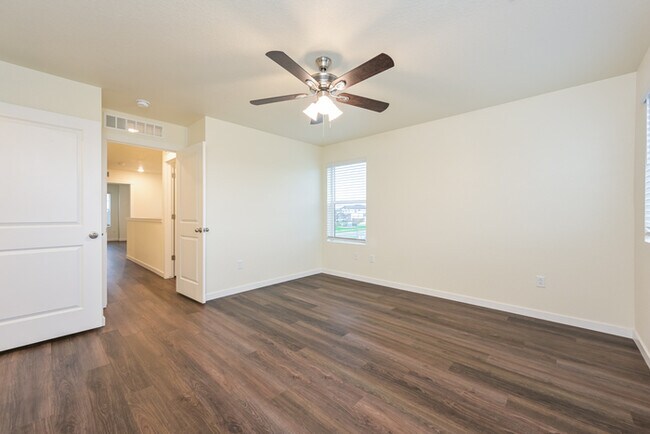 Building Photo - 13447 Oneida Ln