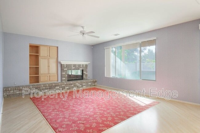 Building Photo - 32555 Favara Dr
