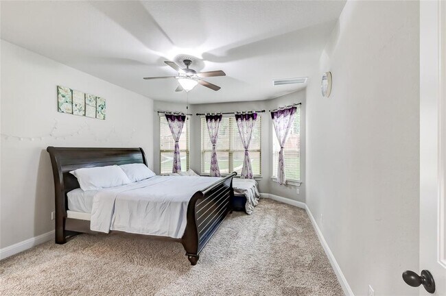 Building Photo - 4424 Casa Robles Dr
